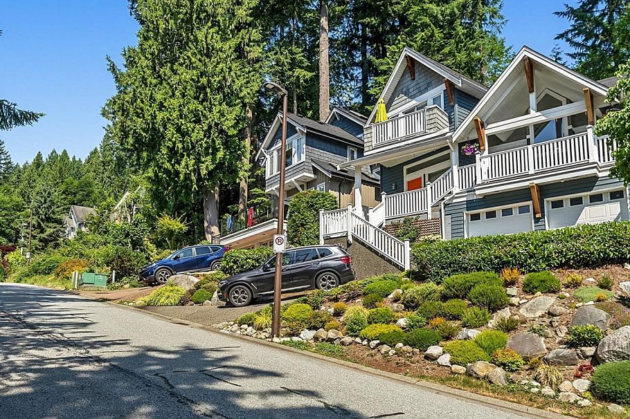 1074 Kilmer Road North Vancouver, BC - 1