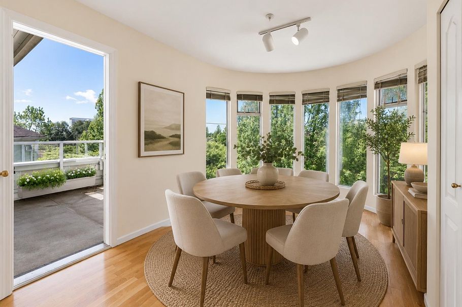 401 7620 Columbia Street Vancouver, BC - 10