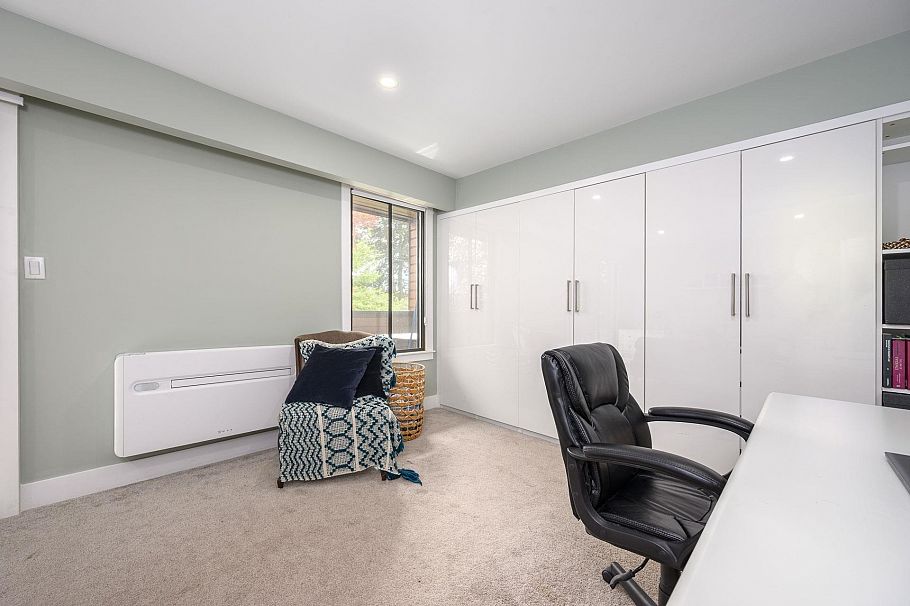 3201 Lonsdale Avenue North Vancouver, BC - 24