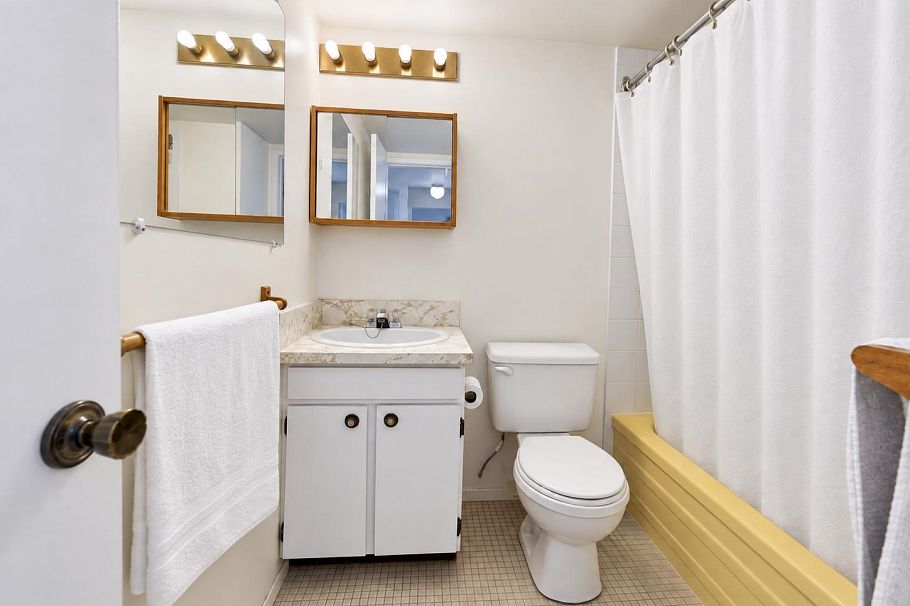 1108 1850 Comox Street Vancouver, BC - 8