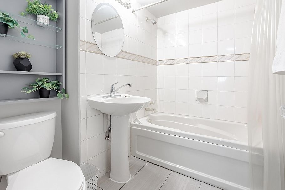 206 1149 W 11th Avenue Vancouver, BC - 12