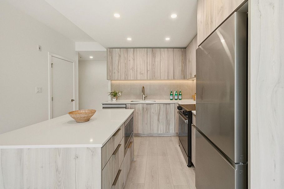 513 3596 Malsum Drive North Vancouver, BC - 8