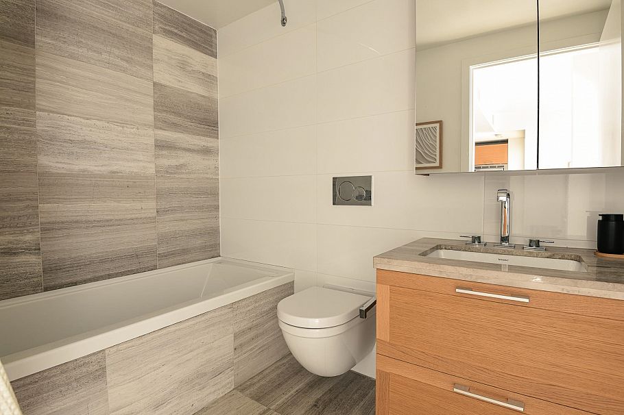 302 7128 Adera Street Vancouver, BC - 29