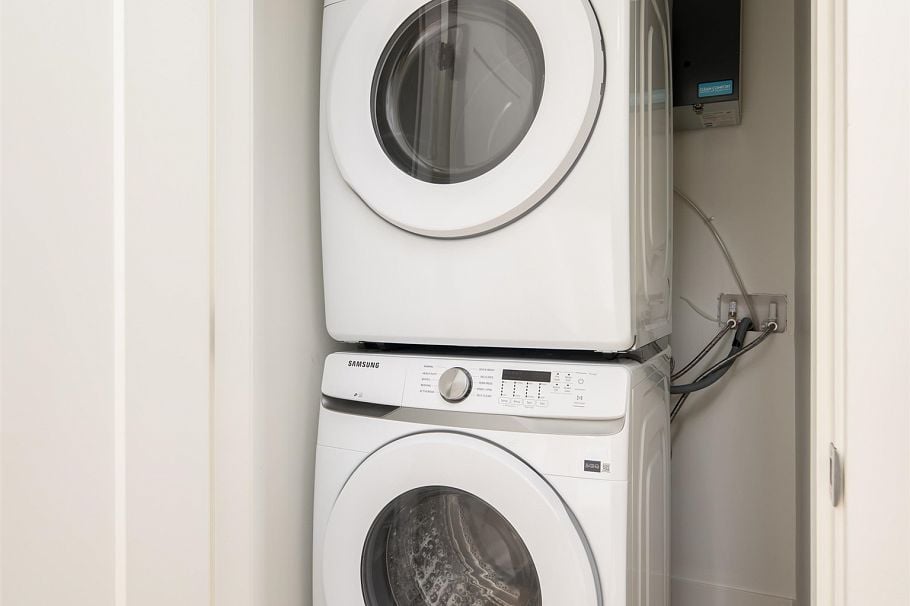 1 3645 Dundas Street Vancouver, BC - 19