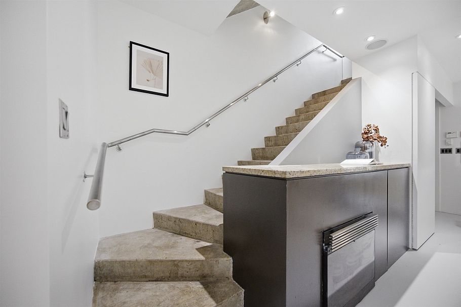 1182 Richards Street Vancouver, BC - 20