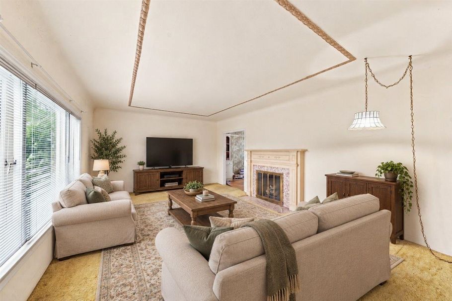 2971 W 37th Avenue Vancouver, BC - 9