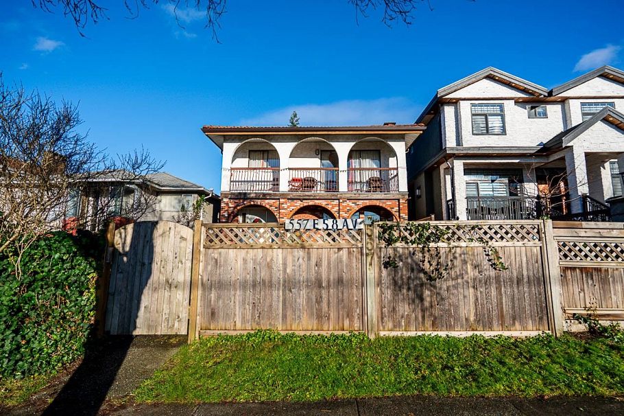557 E 58th Avenue Vancouver, BC - 4