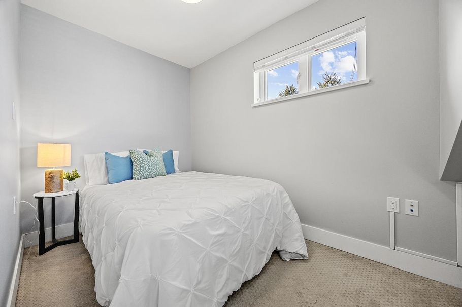 5440 Rhodes Street Vancouver, BC - 17