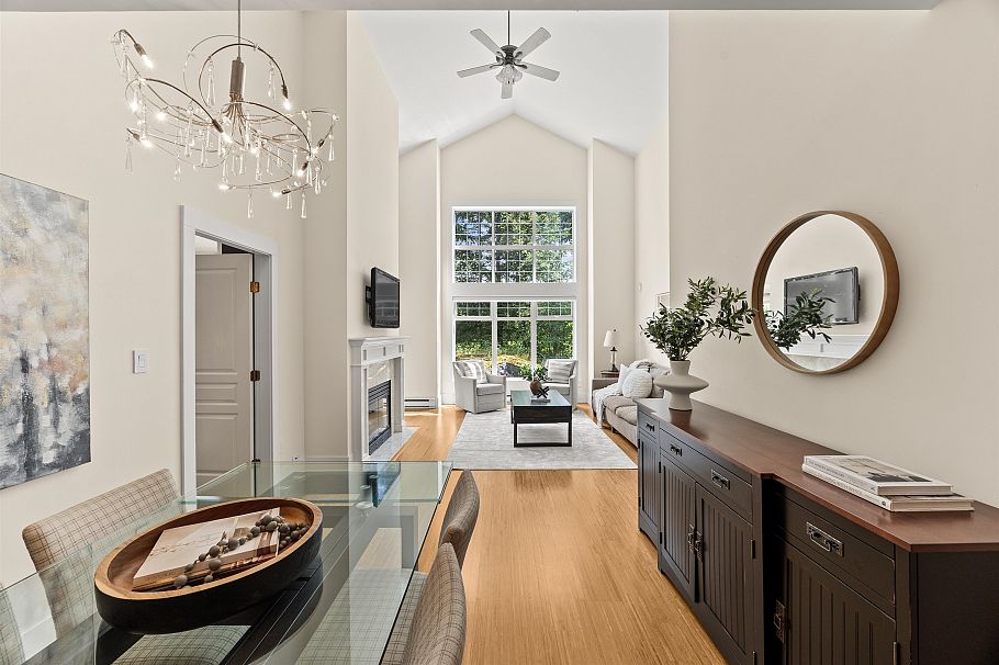 306 1140 Strathaven Drive North Vancouver, BC - 3