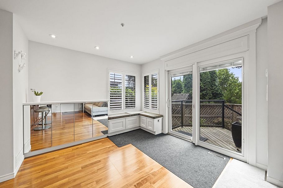 2408 SE Marine Drive Vancouver, BC - 10