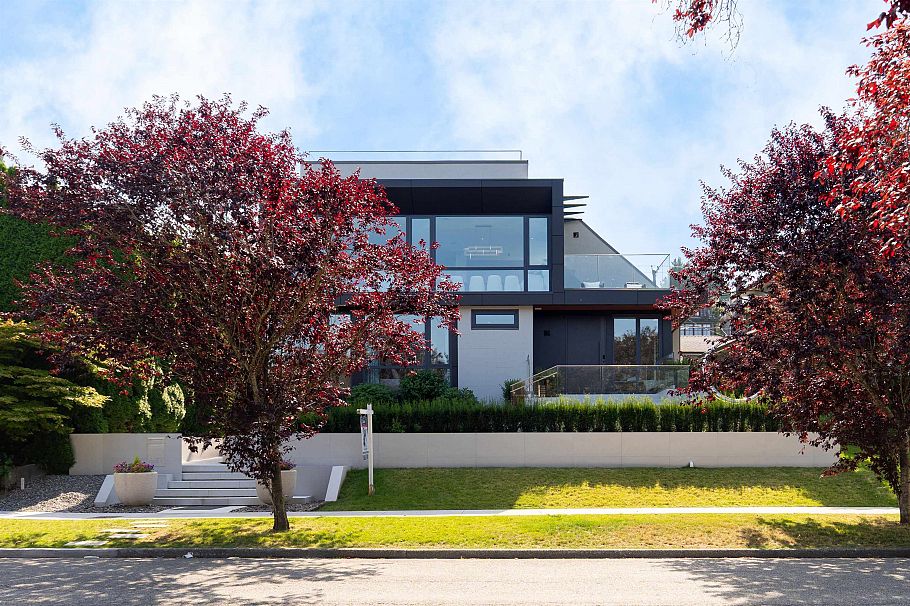 3489 Puget Drive Vancouver, BC - 40