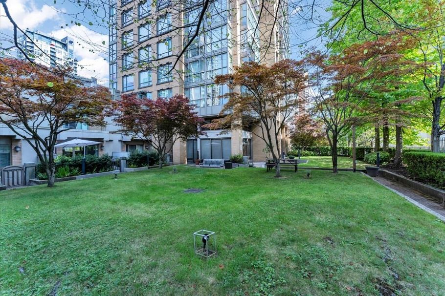 708 1188 Richards Street Vancouver, BC - 32