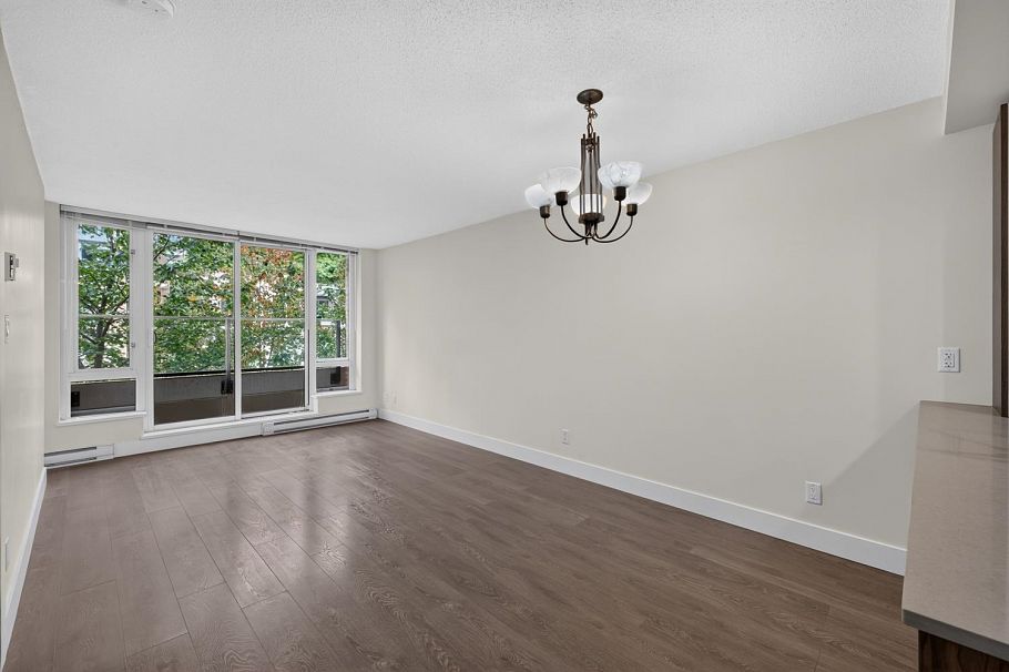 410 1088 Richards Street Vancouver, BC - 8
