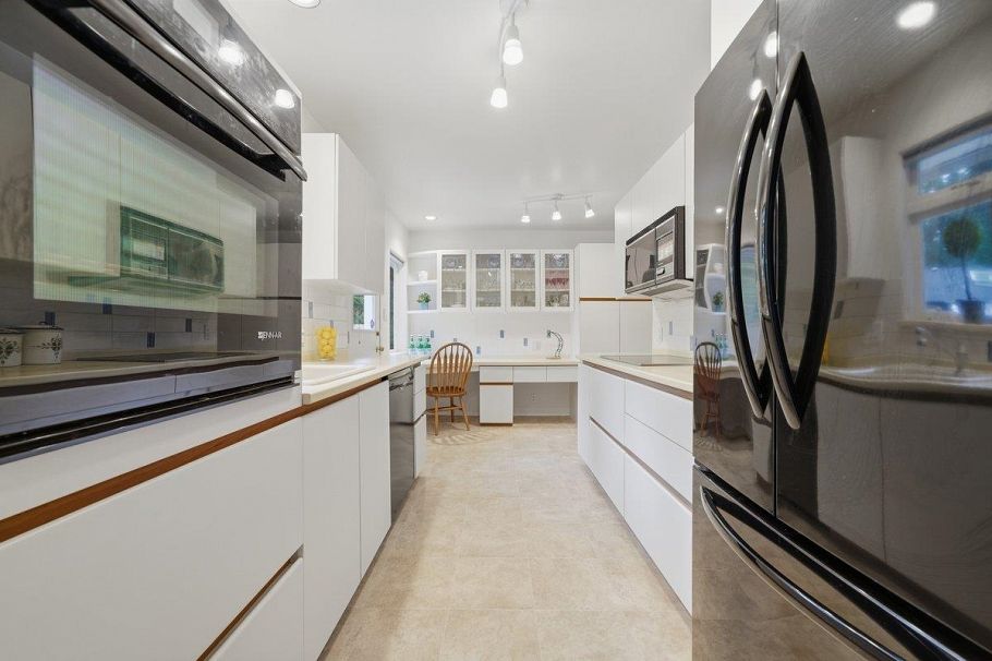 3250 Delbrook Avenue North Vancouver, BC - 16