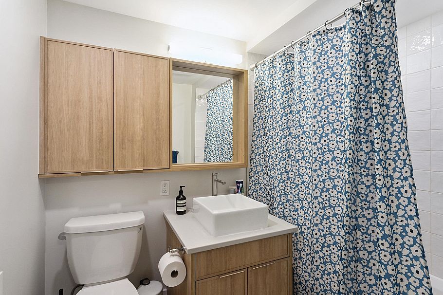 303 2469 Cornwall Avenue Vancouver, BC - 15