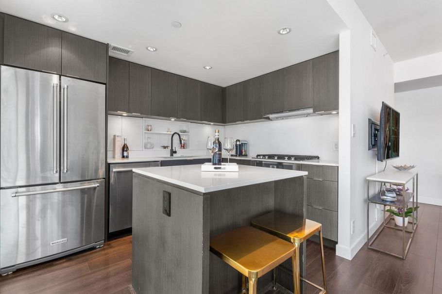601 161 E 1st Avenue Vancouver, BC - 5