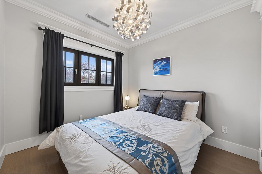 2168 W 22nd Avenue Vancouver, BC - 28