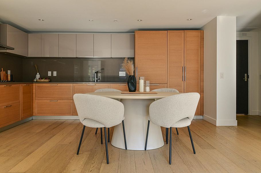 302 7128 Adera Street Vancouver, BC - 14