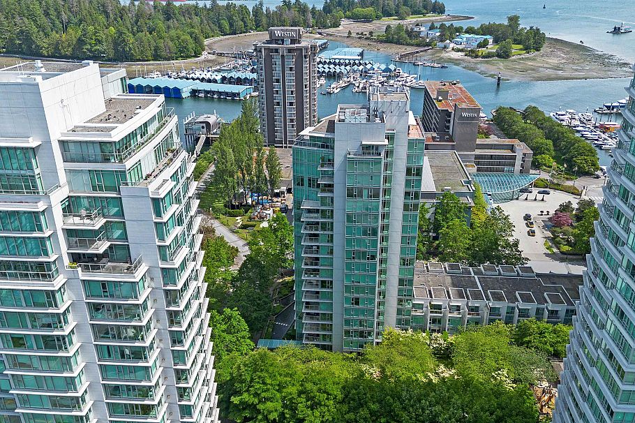 902 1650 Bayshore Drive Vancouver, BC - 32