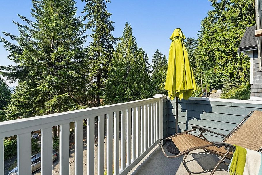 1074 Kilmer Road North Vancouver, BC - 21