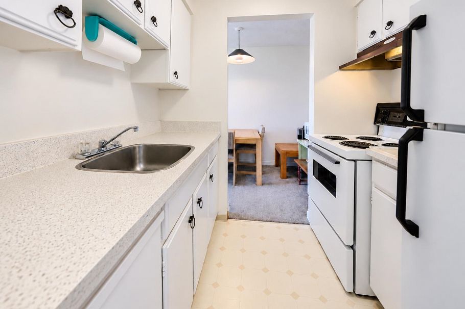 1108 1850 Comox Street Vancouver, BC - 6