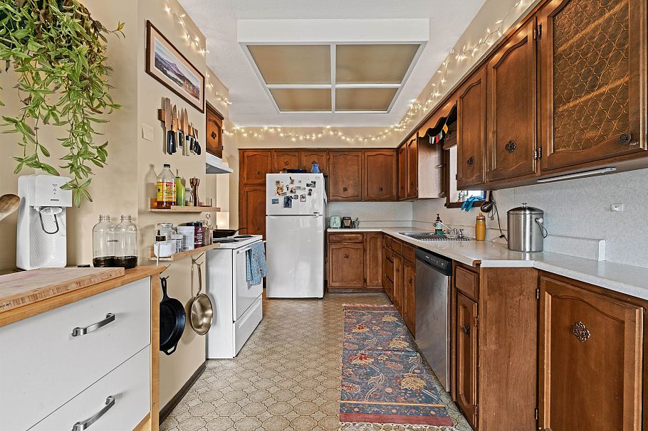 2608 E 4th Avenue Vancouver, BC - 19