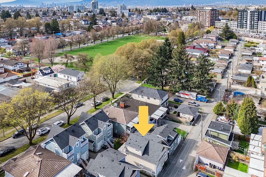 5440 Rhodes Street Vancouver, BC - 32