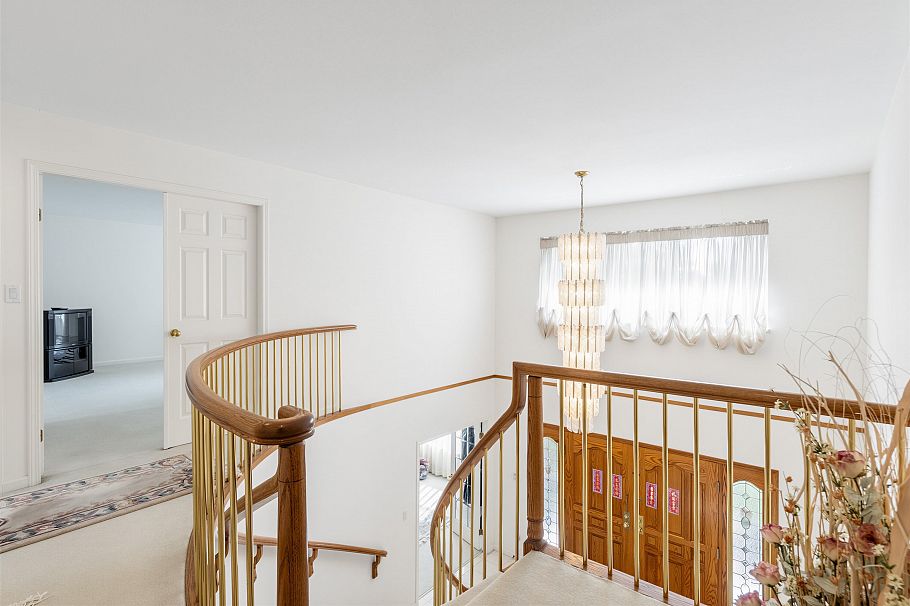 1363 W 48th Avenue Vancouver, BC - 14