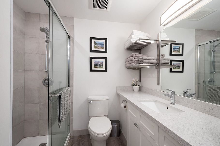 2643 Panorama Drive North Vancouver, BC - 32