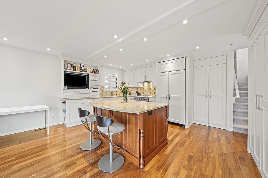 2408 SE Marine Drive Vancouver, BC - 3