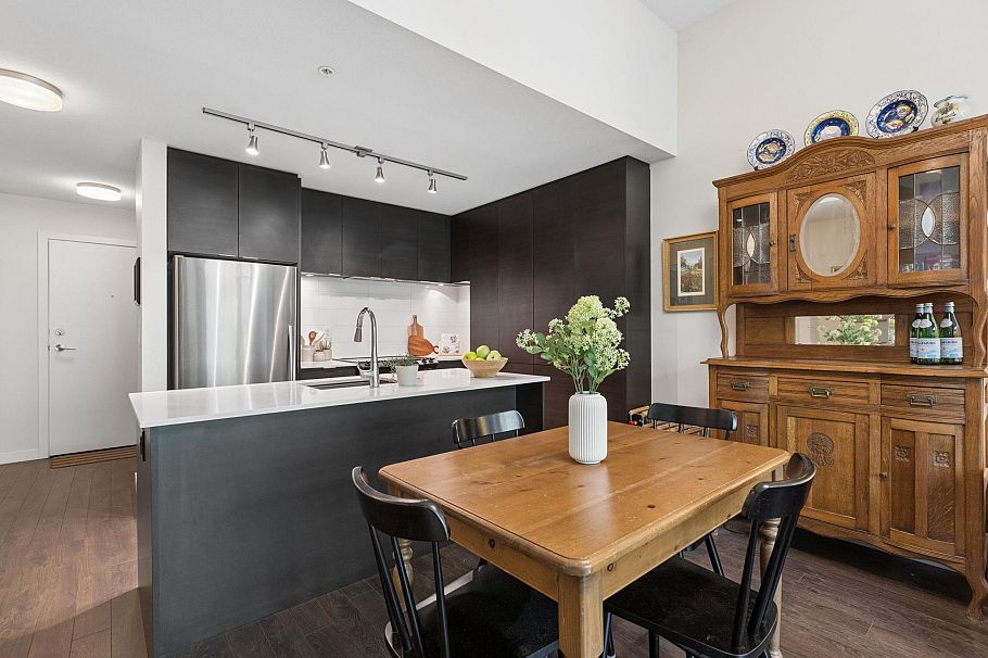 506 1679 Lloyd Avenue North Vancouver, BC - 6