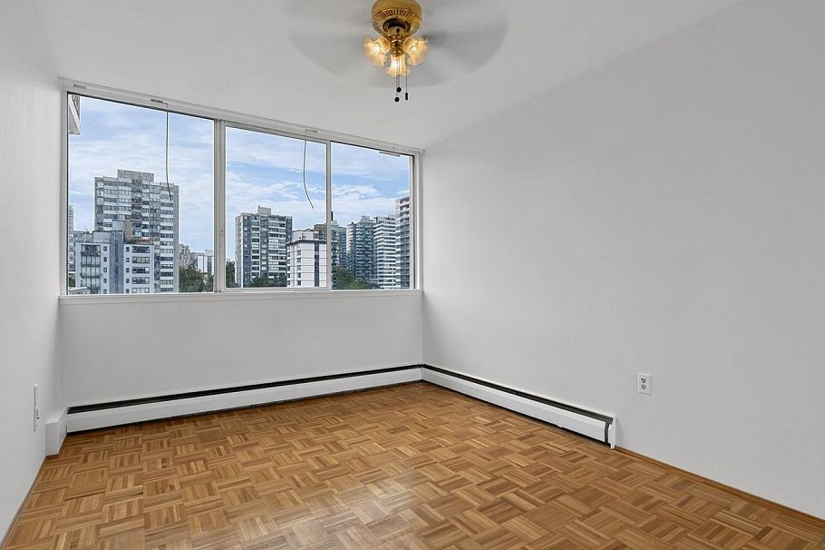 901 1850 Comox Street Vancouver, BC - 8