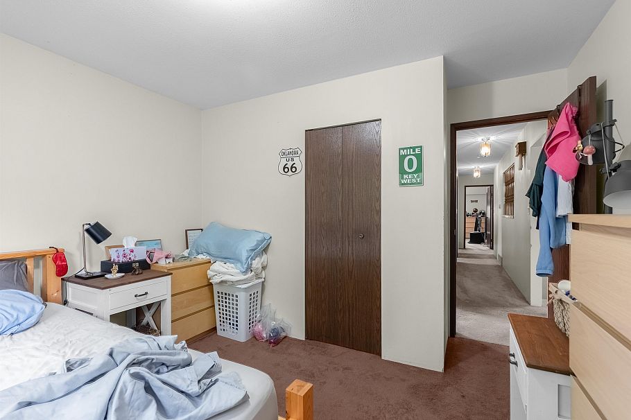 2474 E 24th Avenue Vancouver, BC - 26