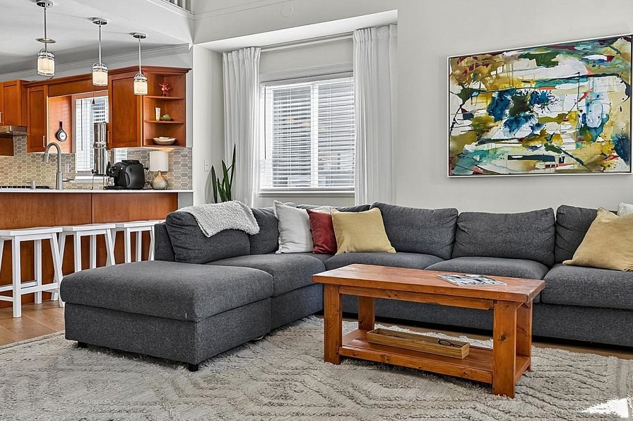 1074 Kilmer Road North Vancouver, BC - 13
