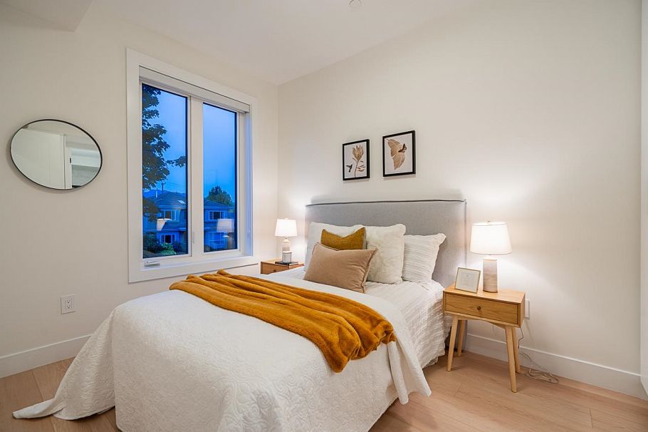 3 3638 Normandy Drive Vancouver, BC - 18