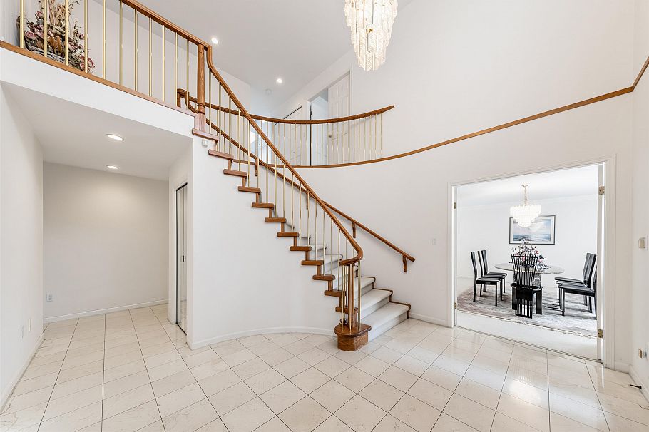 1363 W 48th Avenue Vancouver, BC - 13