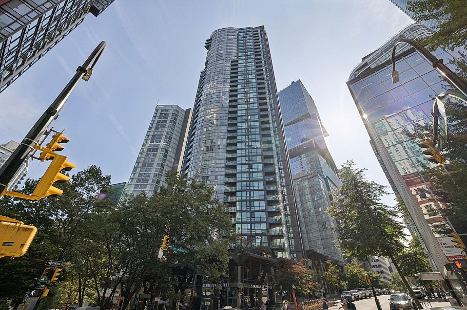 2007 1189 Melville Street Vancouver, BC - 37