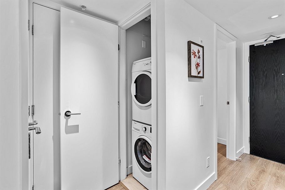 211 1588 E Hastings Street Vancouver, BC - 21