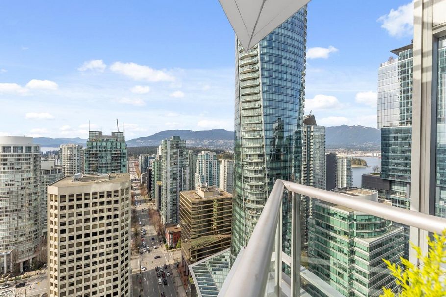 3302 1111 Alberni Street Vancouver, BC - 30