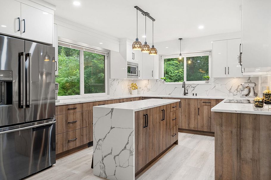 660 E 22nd Street North Vancouver, BC - 12