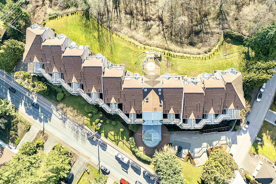 311 999 Berkley Road North Vancouver, BC - 40