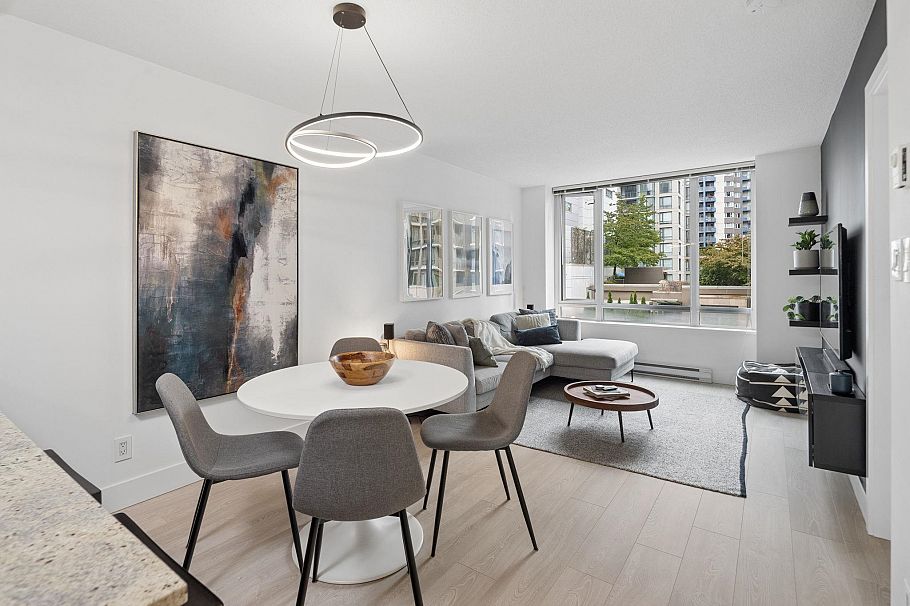 606 1088 Richards Street Vancouver, BC - 4