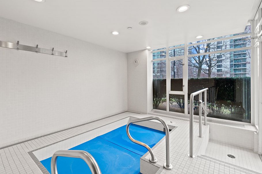 902 1650 Bayshore Drive Vancouver, BC - 33