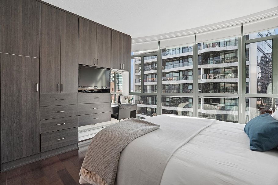 1306 1383 Howe Street Vancouver, BC - 8