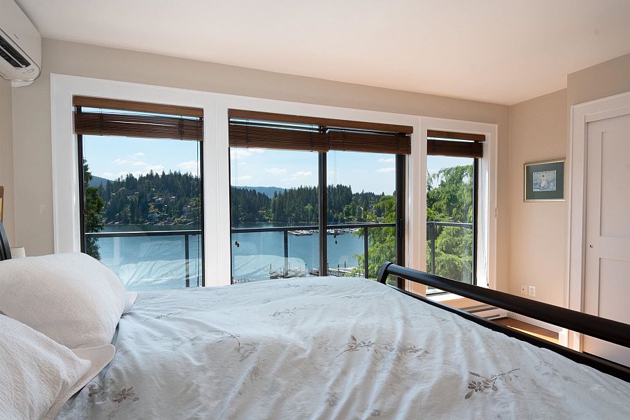 2643 Panorama Drive North Vancouver, BC - 25