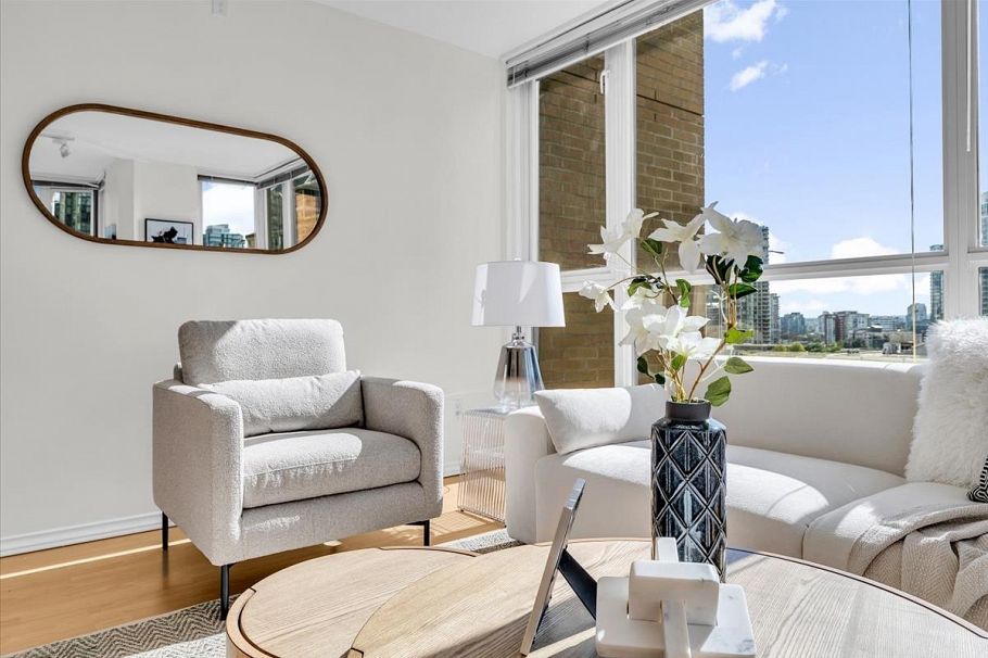 708 1188 Richards Street Vancouver, BC - 3