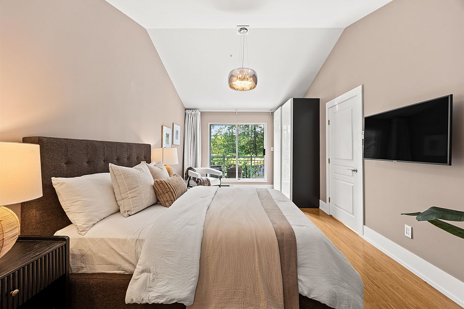 306 1140 Strathaven Drive North Vancouver, BC - 21