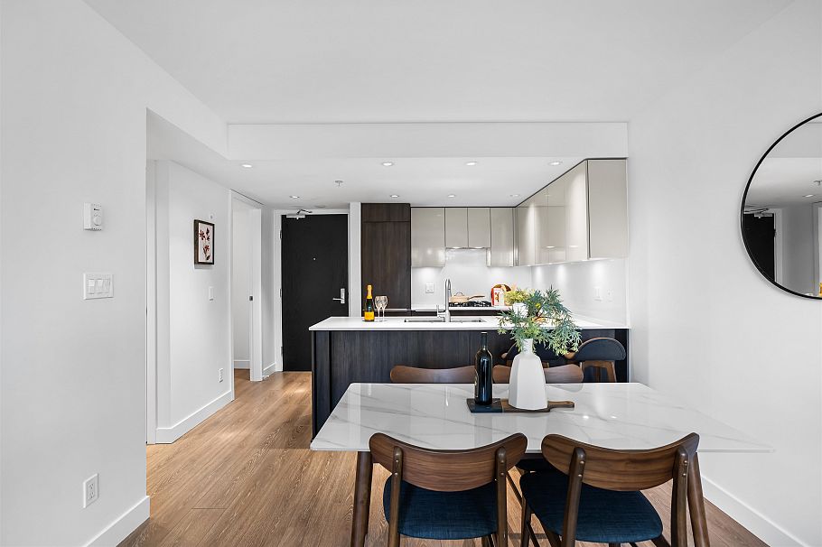 211 1588 E Hastings Street Vancouver, BC - 8