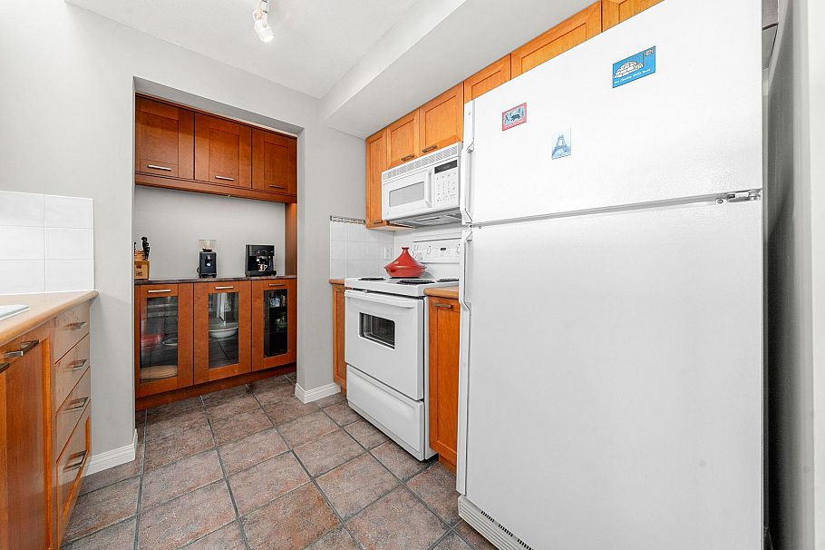 207 669 W 7th Avenue Vancouver, BC - 30