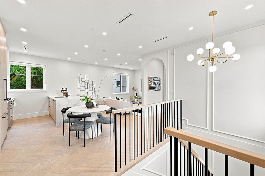 3 646 E 23rd Avenue Vancouver, BC - 7